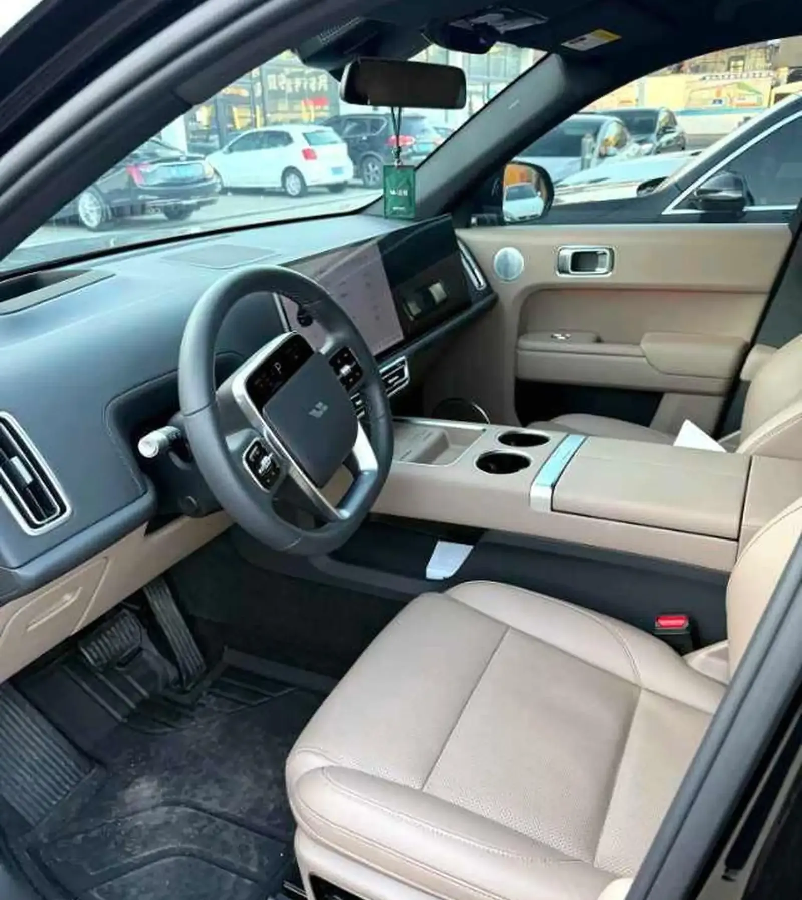 Li Auto (LiXiang) L7, 2025