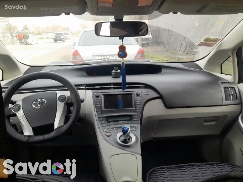 Toyota Prius 2011