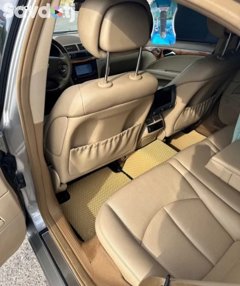 Mercedes-benz E class 2008