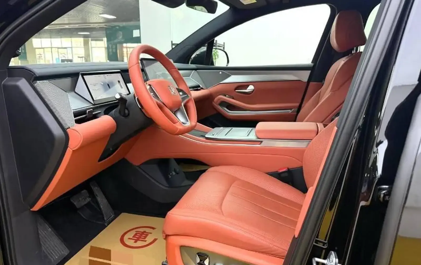 BYD Tang, 2025