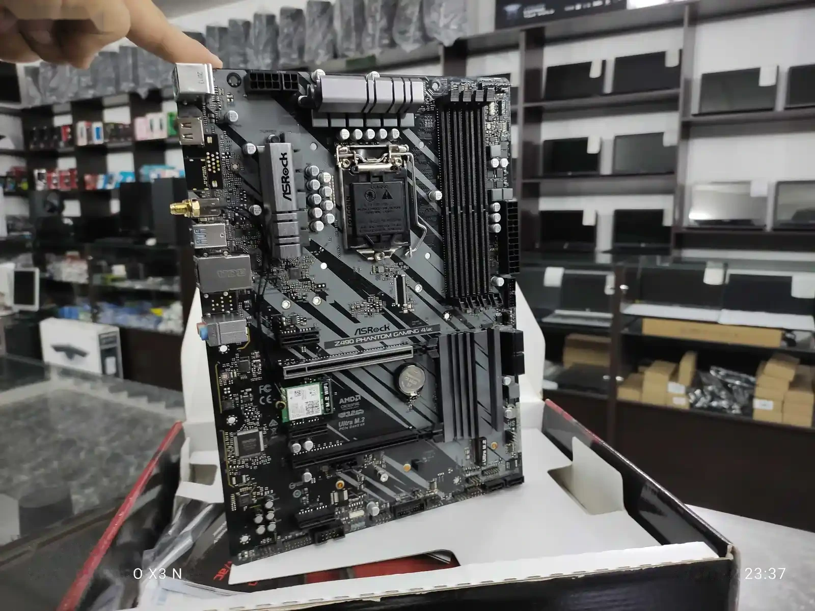 Материнская плата Asrock Z490 Phantom Gaming 4 — фото 4