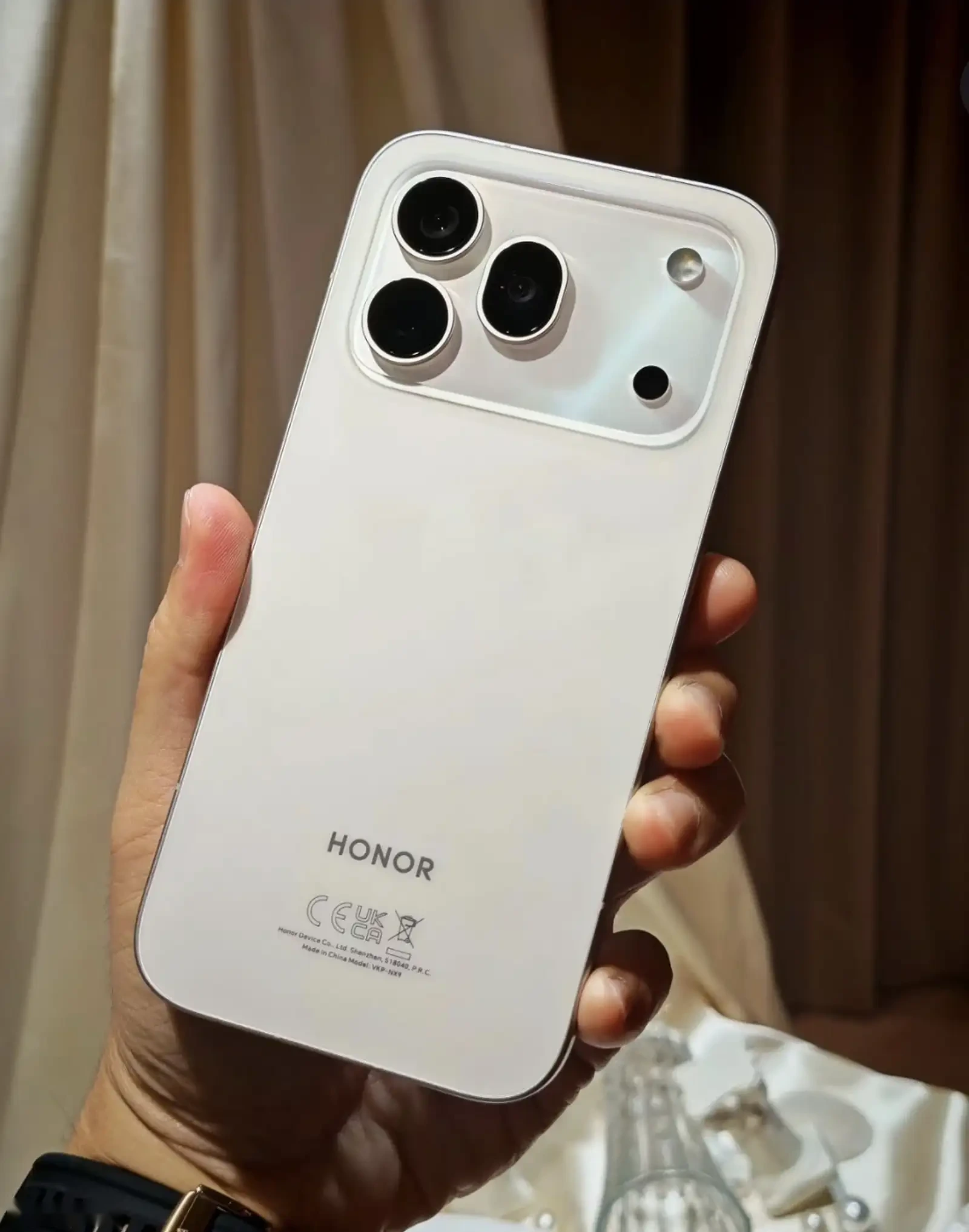 Honor 600Pro 5G 24/512Gb 7000мач — фото 4