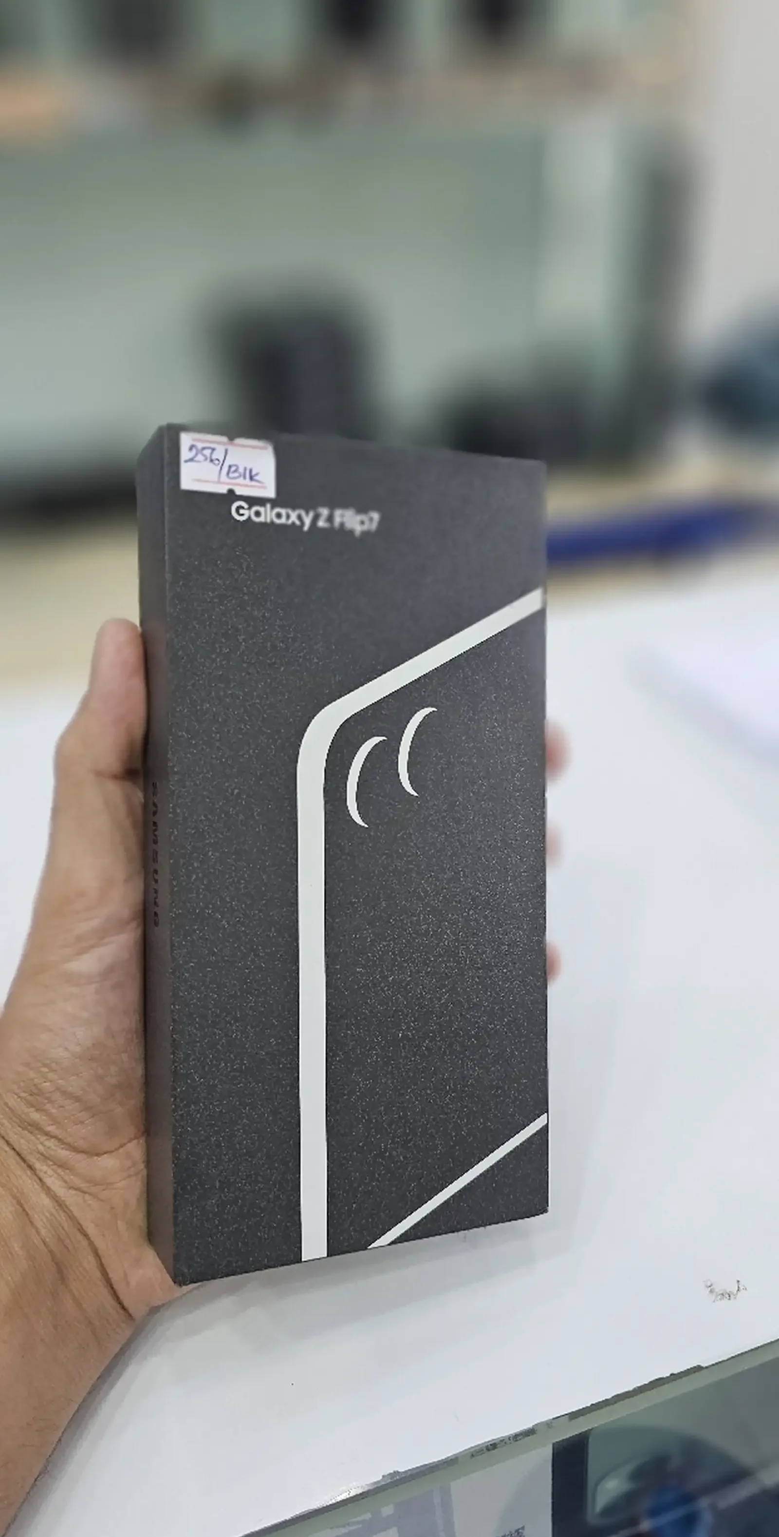 Samsung Galaxy Z Flip 7 5G 12GB 256GB