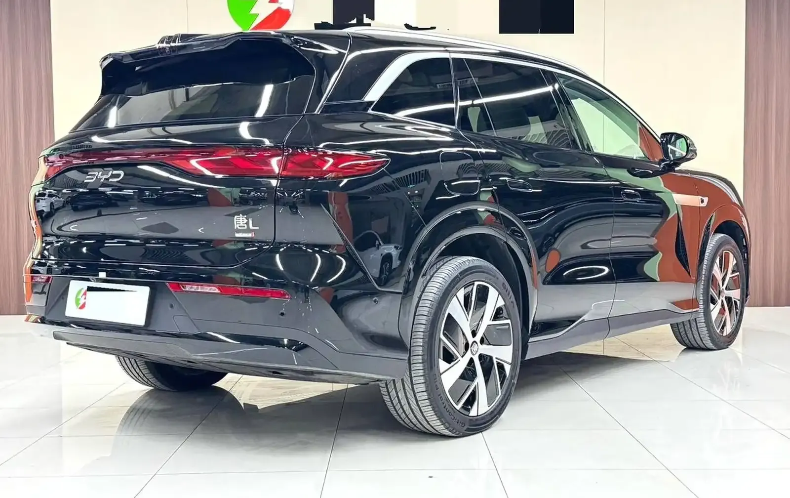 BYD Tang, 2025
