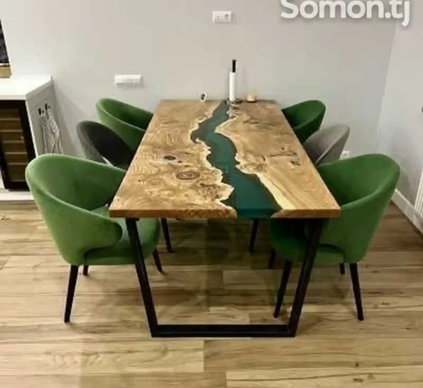 Столы из слэба с эпоксидной смолой на заказ — фото 2