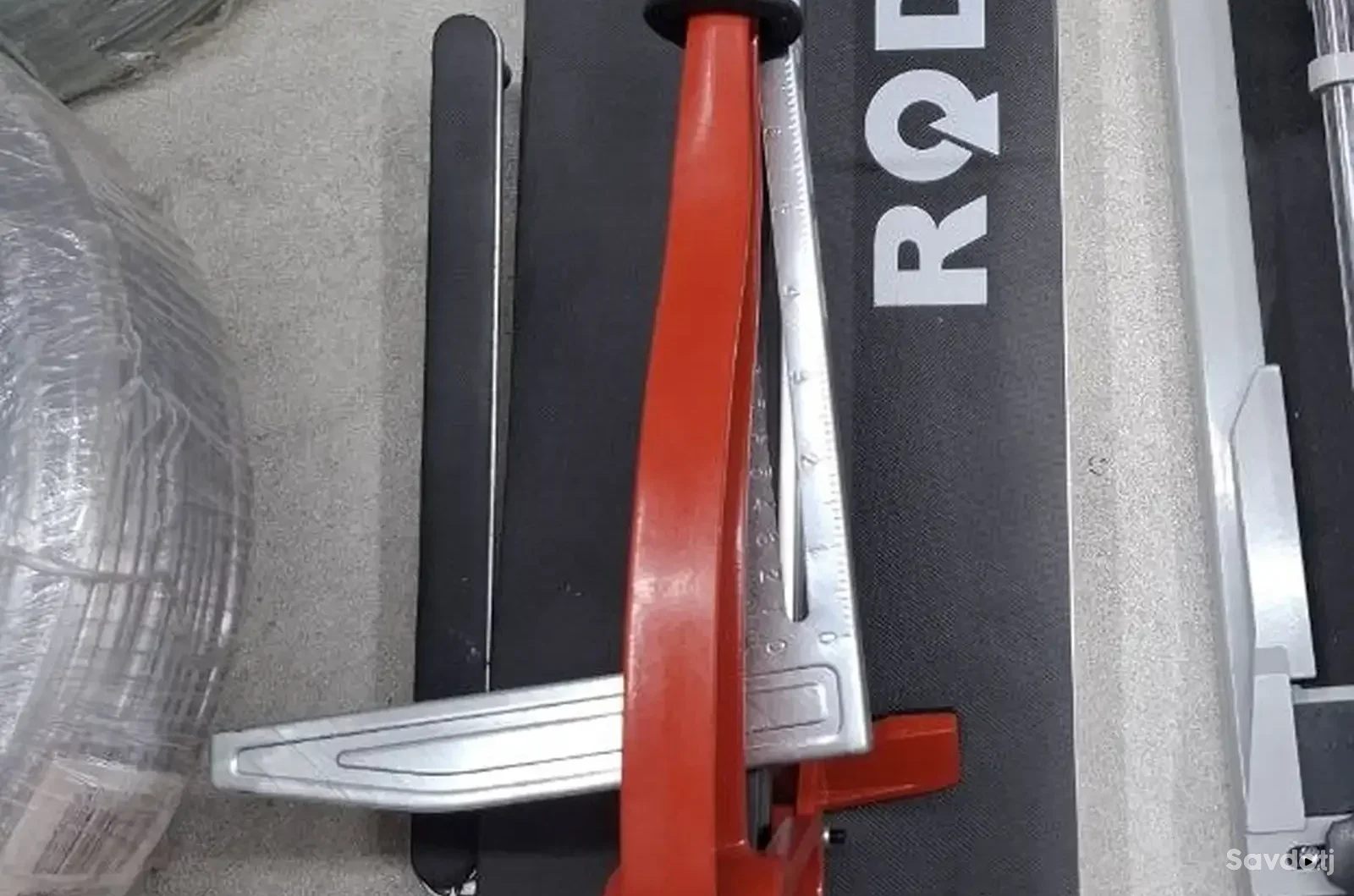 Плиткорез 40см. Rodex
