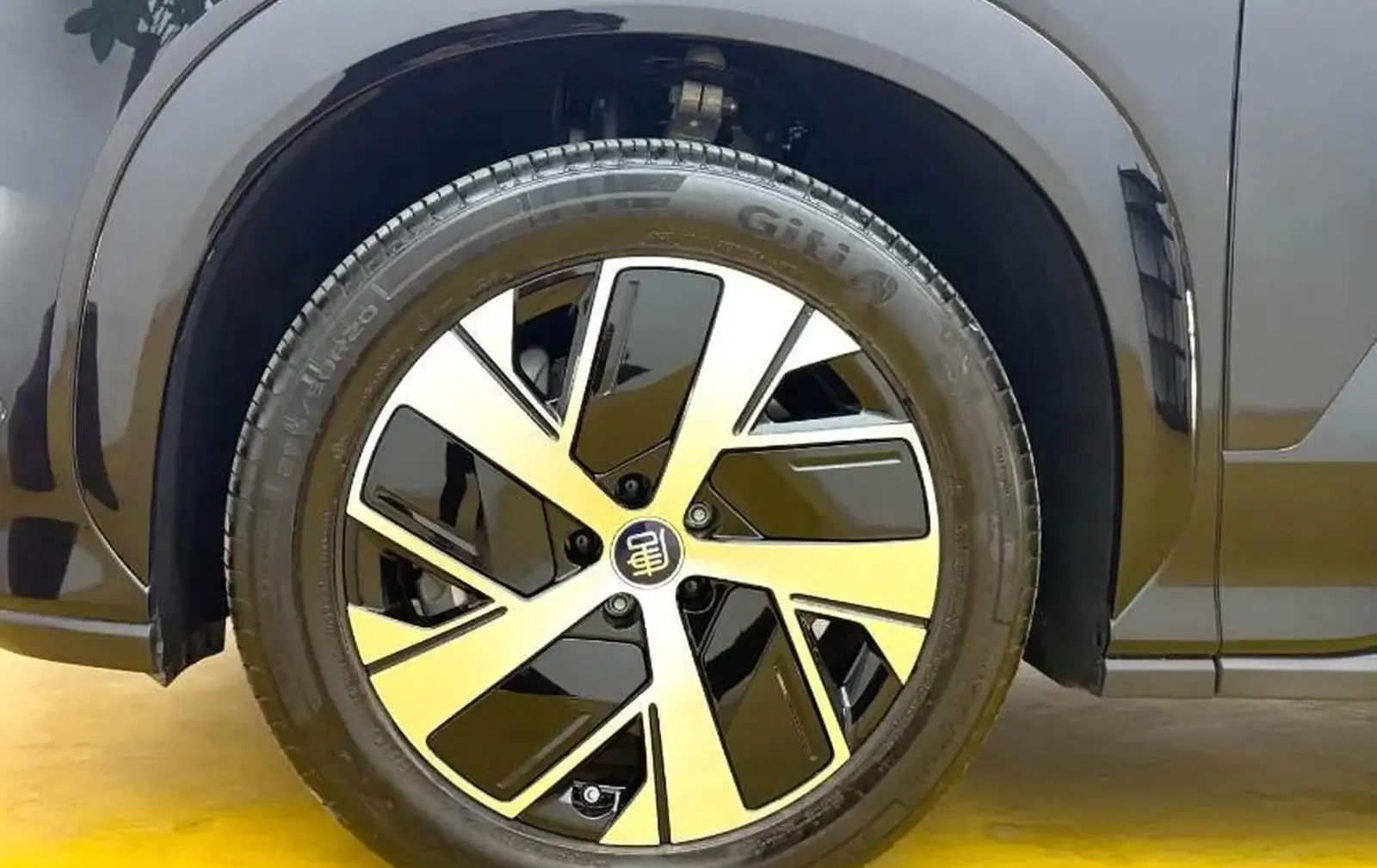 BYD Tang, 2025