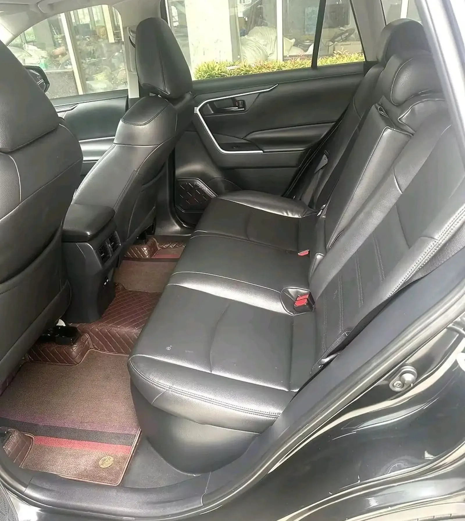 Toyota RAV 4, 2023