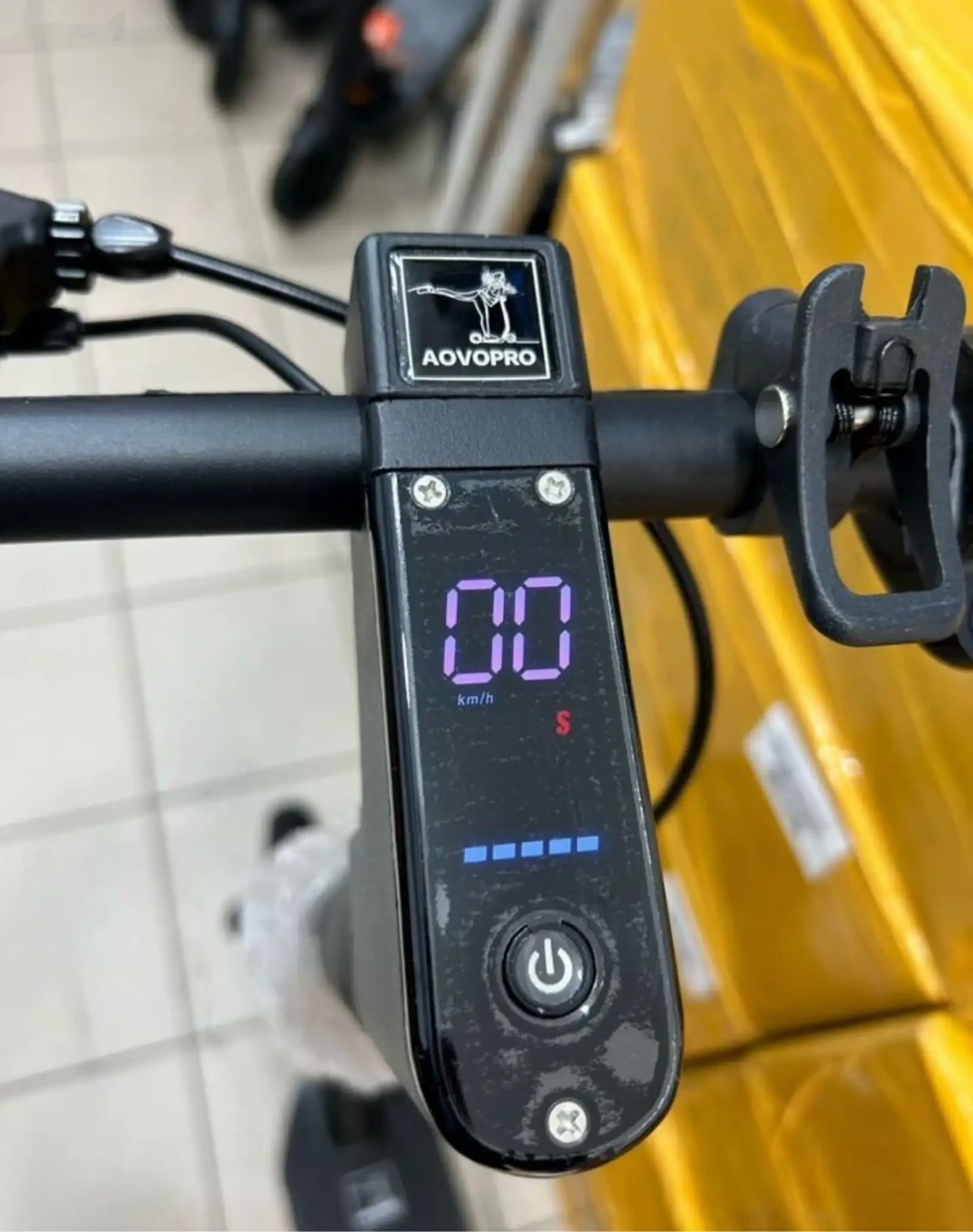 Электроcaмoкaт Aovo pro max — фото 3