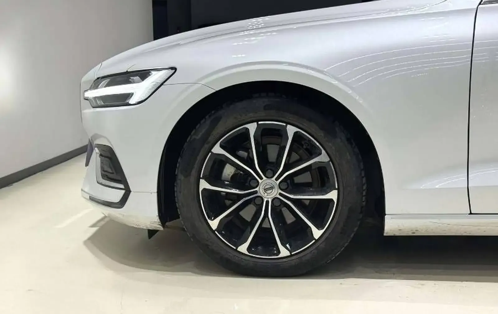 Volvo S60, 2022