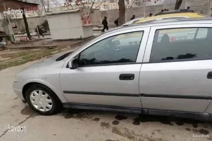 Opel Astra j 1998