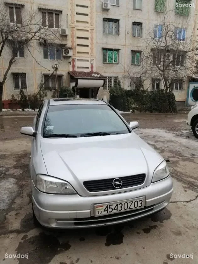 Opel Astra j 1998
