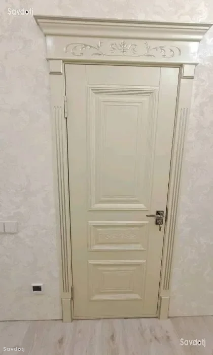 двери