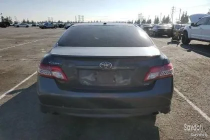 Toyota Camry 2010