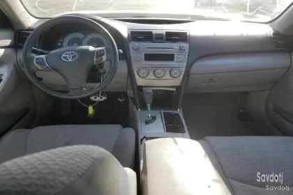 Toyota Camry 2010