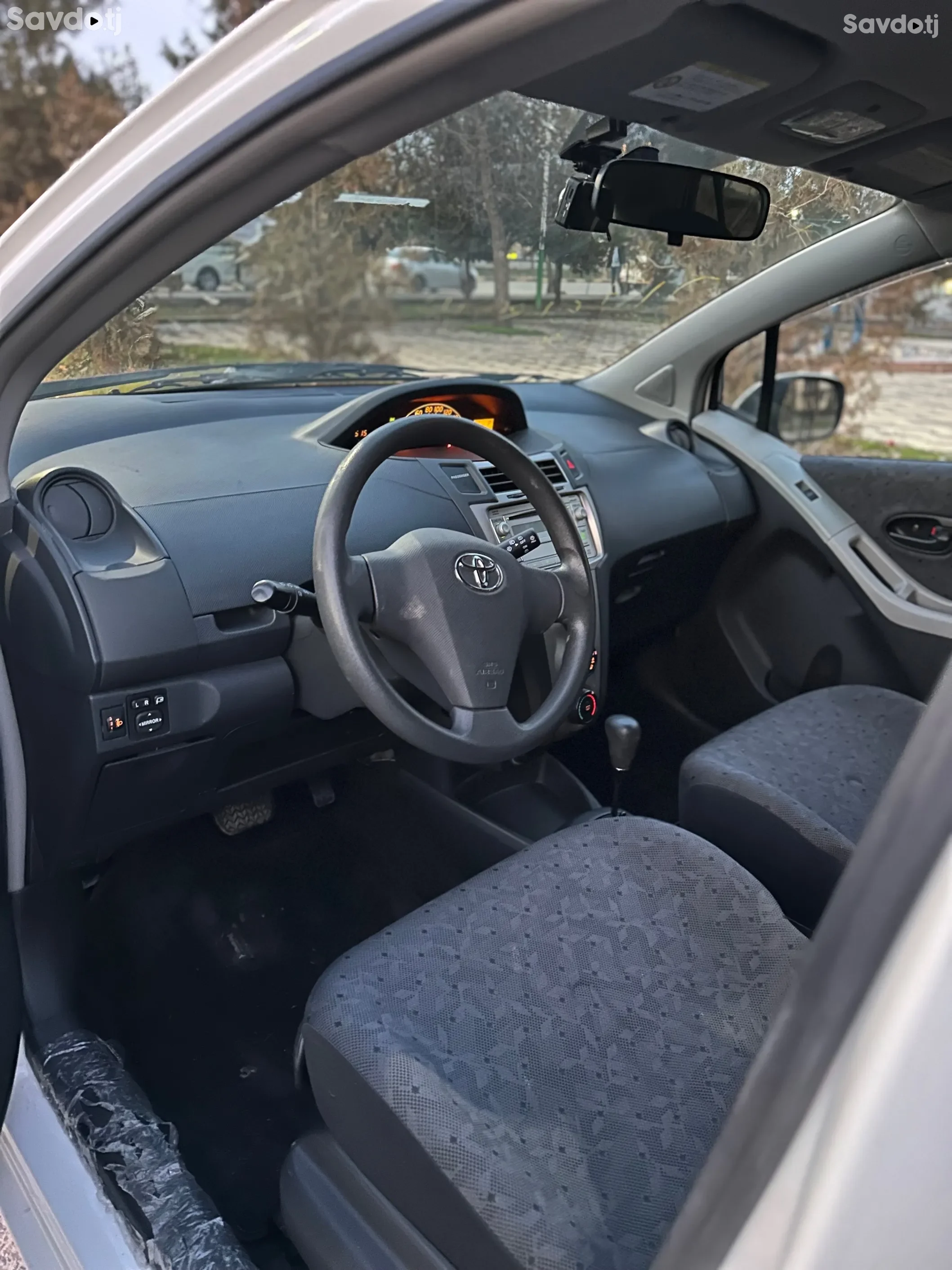 Toyota Vitz 2009