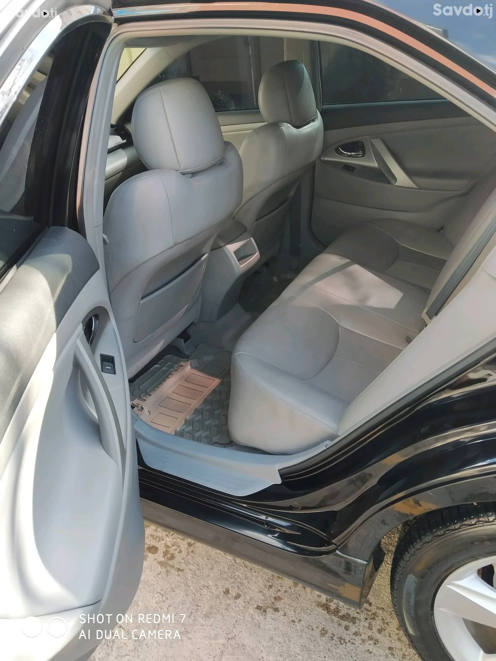 Toyota Camry 2010