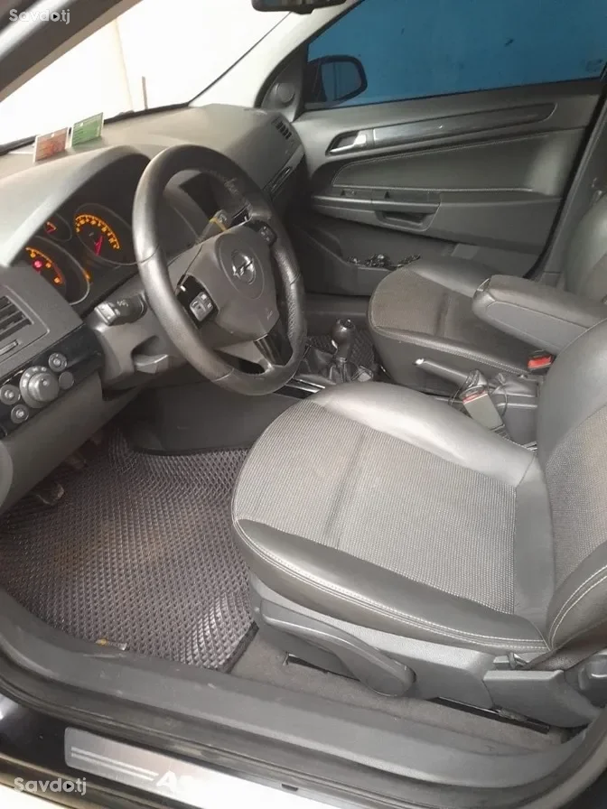 Opel Astra h 2009
