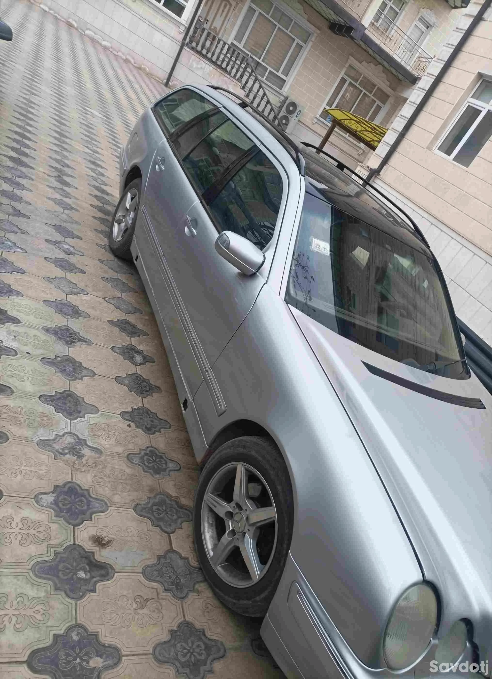 Mercedes-benz E class 2001