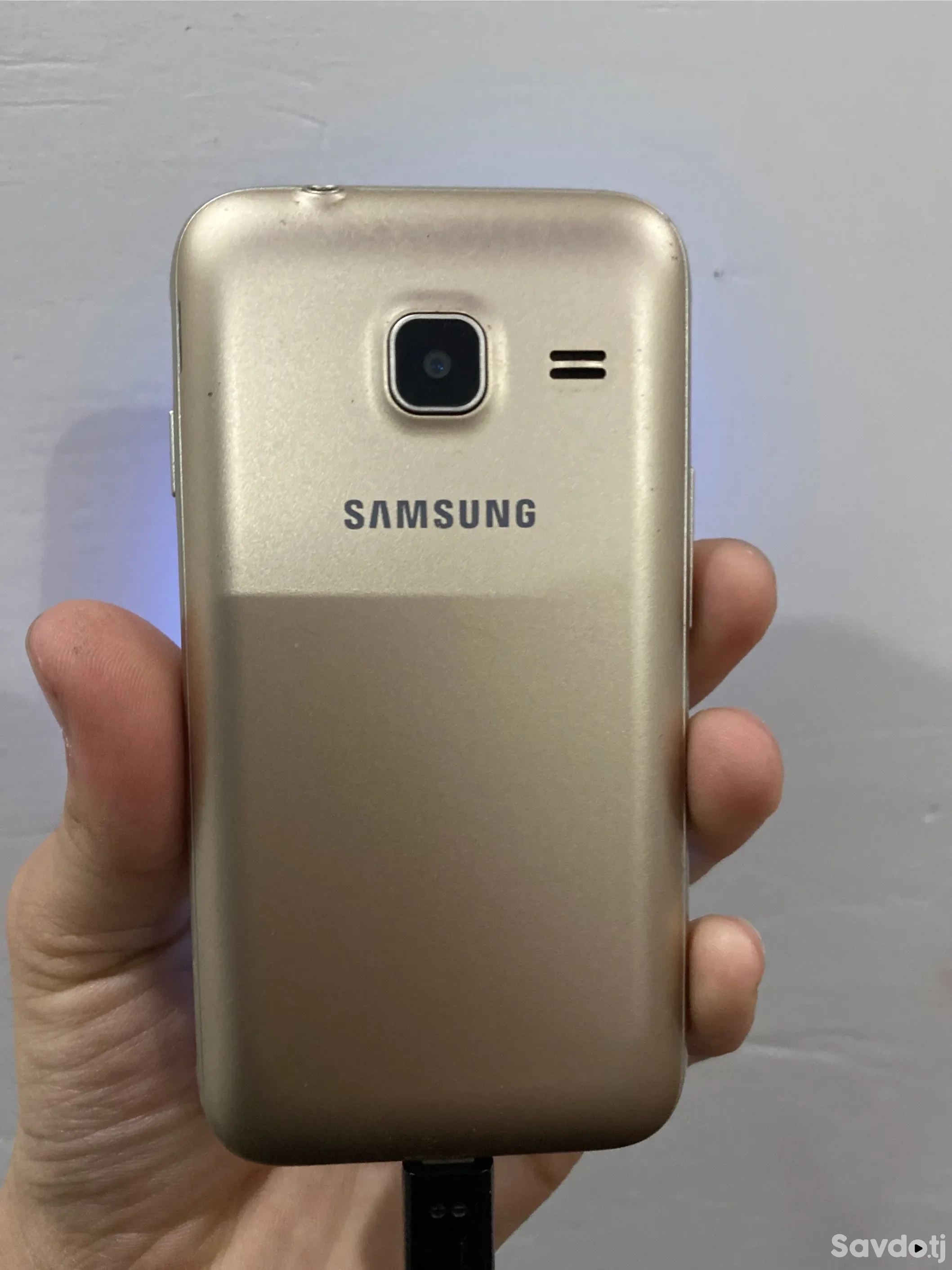 Samsung Galaxy j1 mini 8 gb