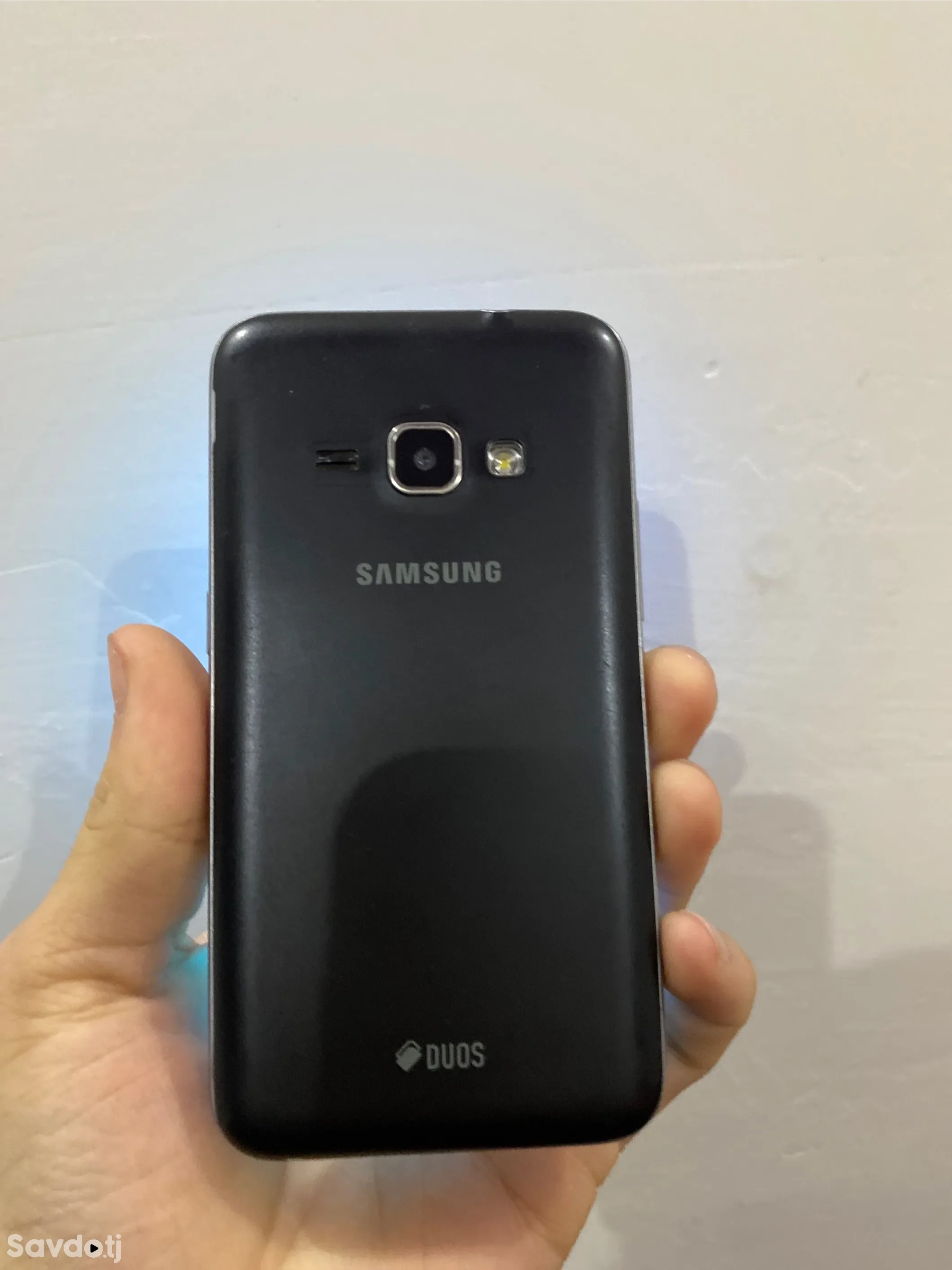 Samsung Galaxy j1 8 gb