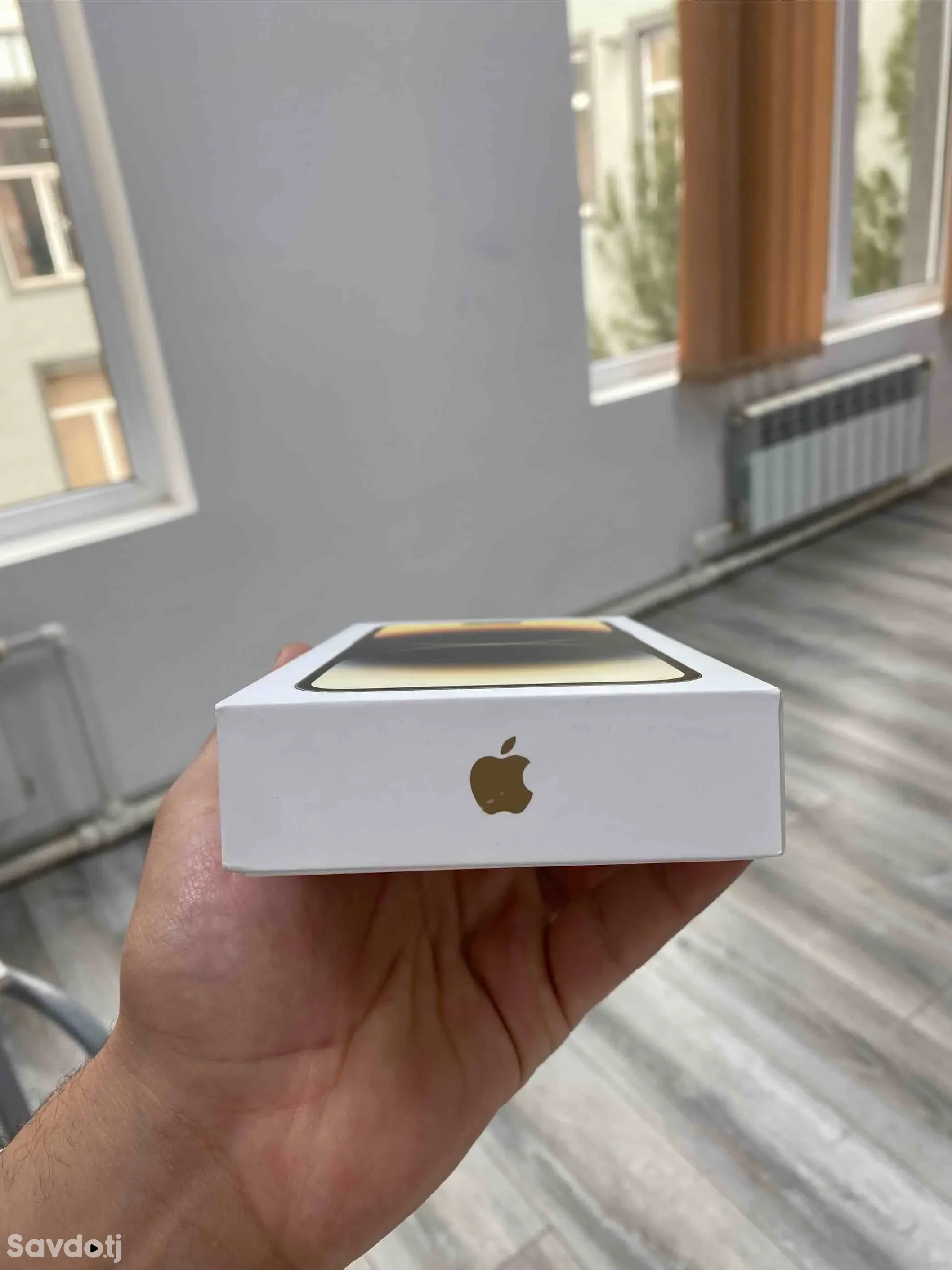 Каробка от iPhone 14 pro max 