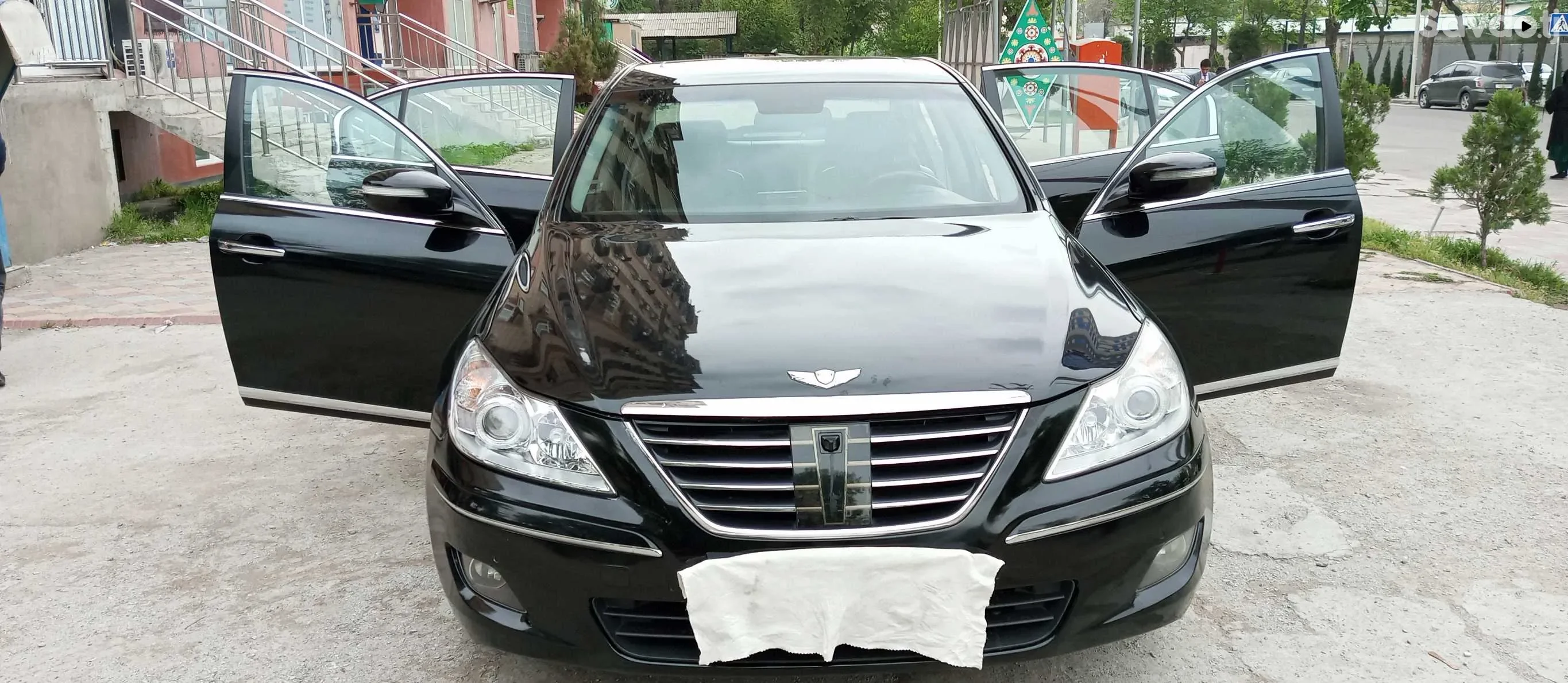 Hyundai Genesis 2008