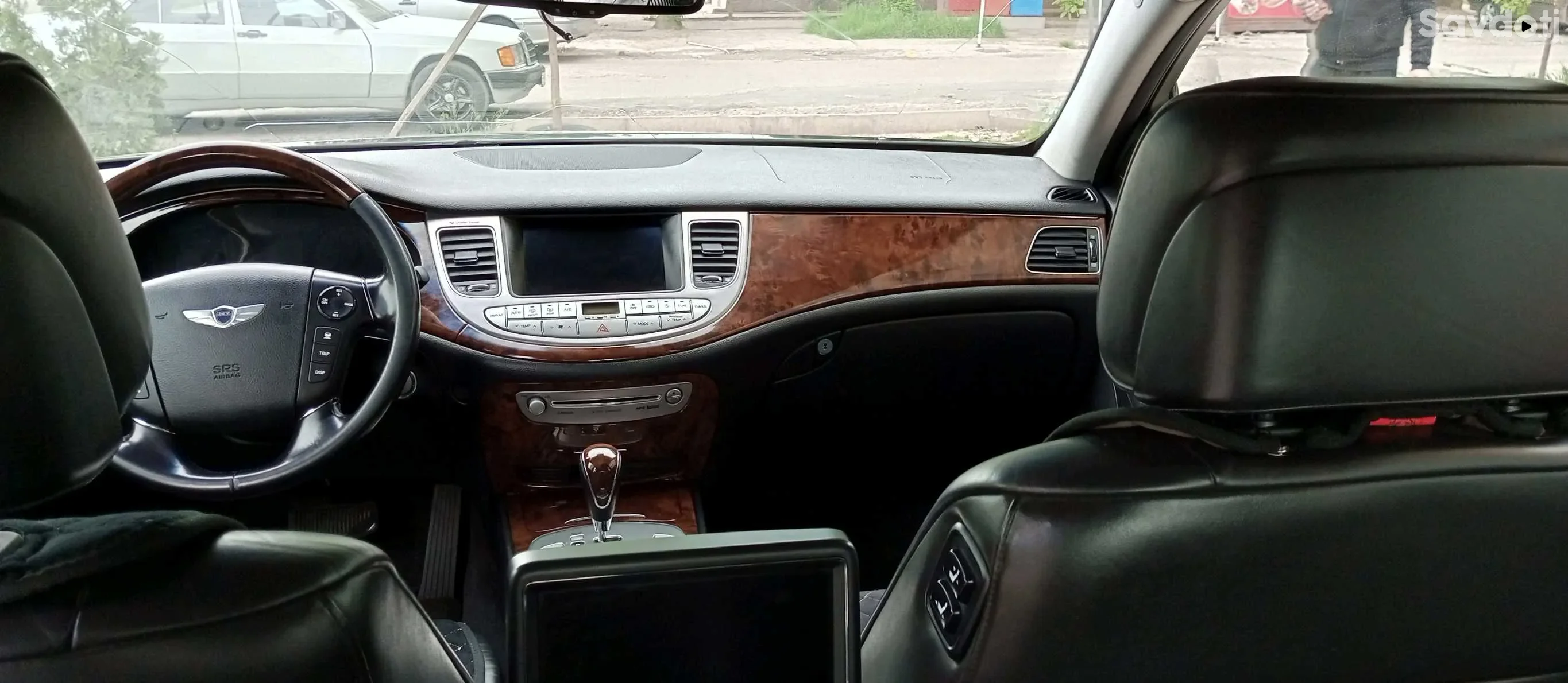 Hyundai Genesis 2008
