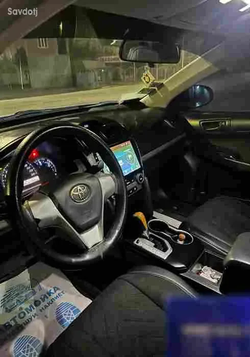 Toyota Camry 2012