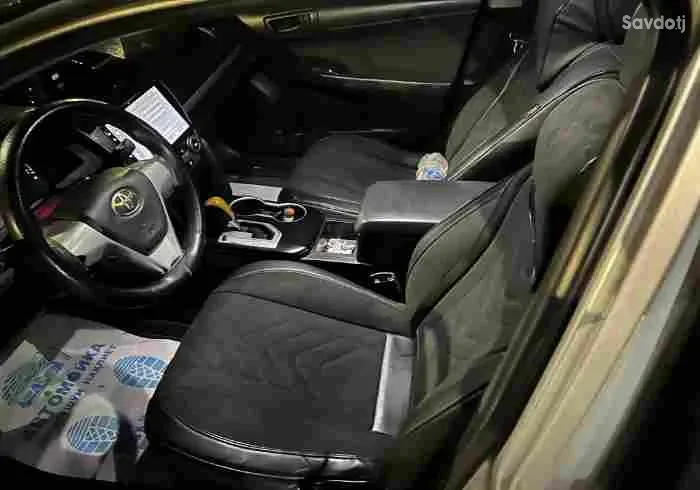 Toyota Camry 2012