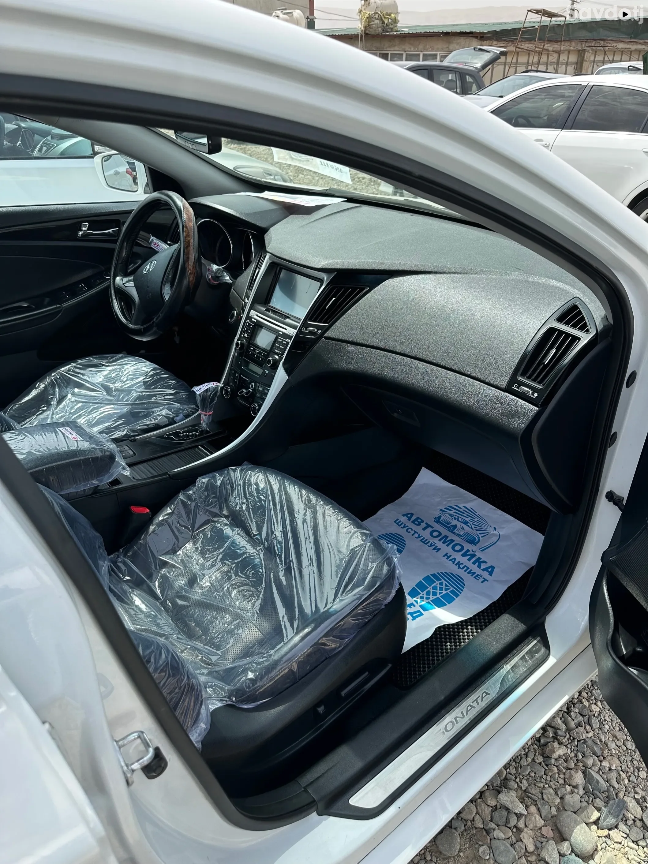 Hyundai Sonata 2011