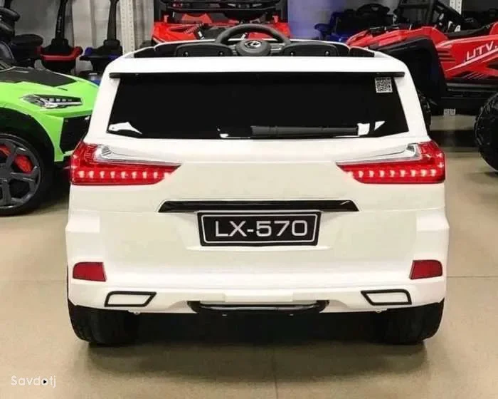 Мошинчаи кудакона LX 570