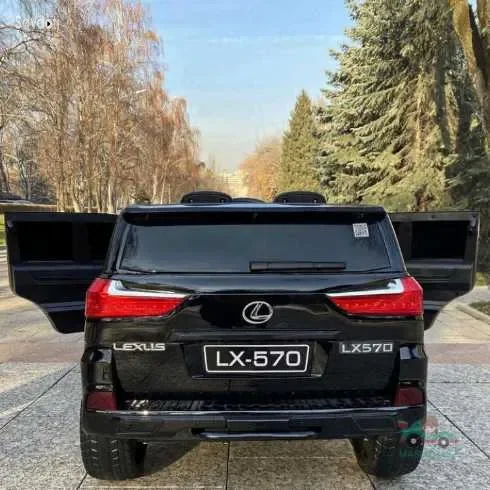 Мошинчаи кудакона LX 570