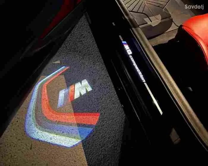 BMW M8 2022