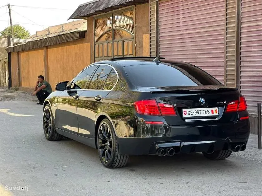 BMW 5 series 2011