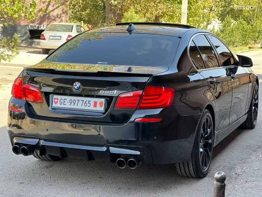 BMW 5 series 2011