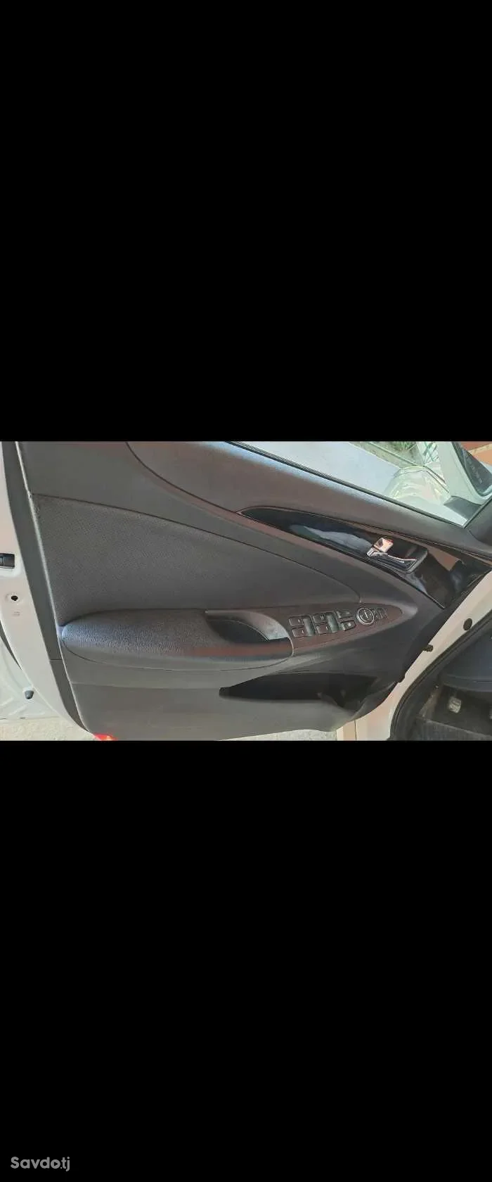 Hyundai Sonata 2011