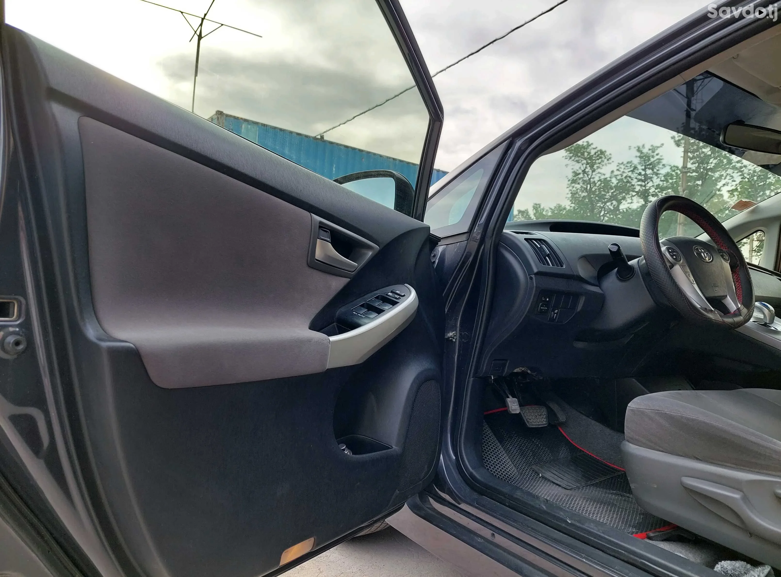 Toyota Prius 2014