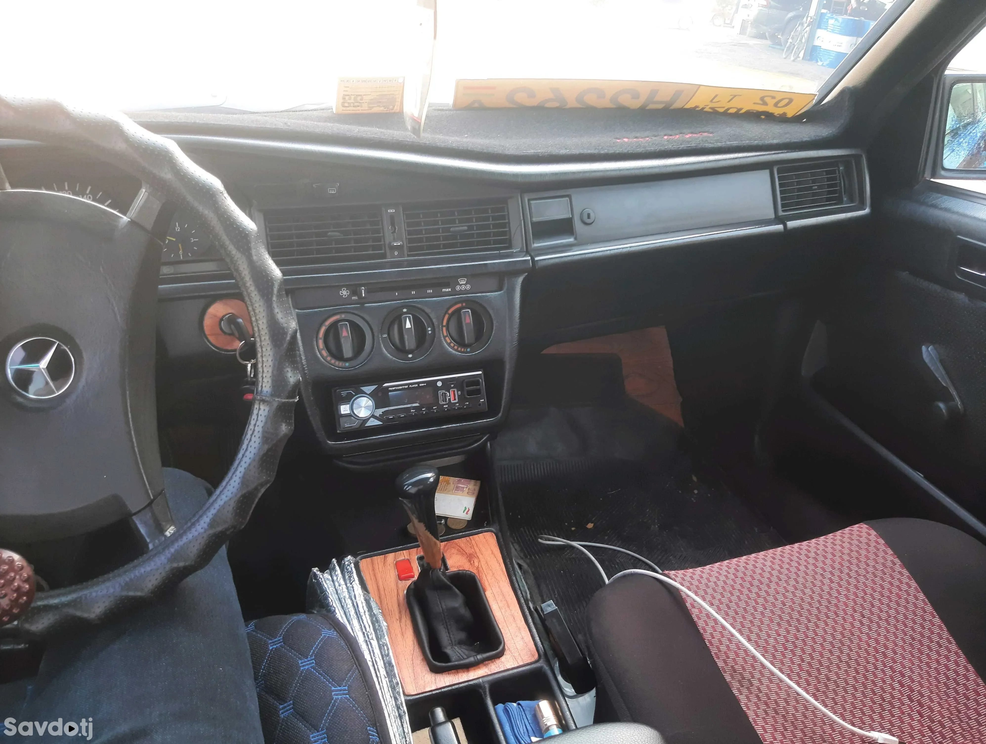 Mercedes-benz E class 1990