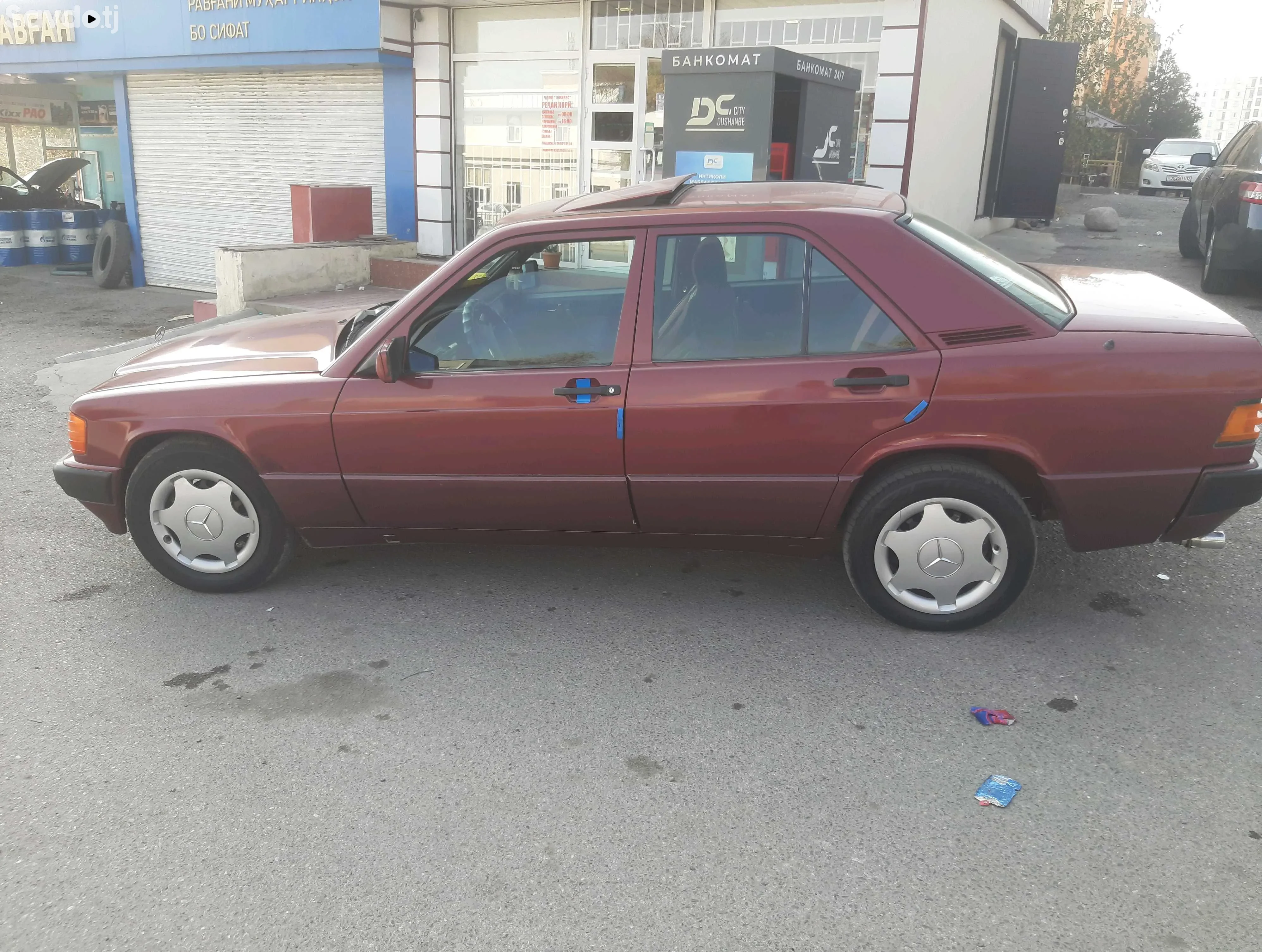 Mercedes-benz E class 1990