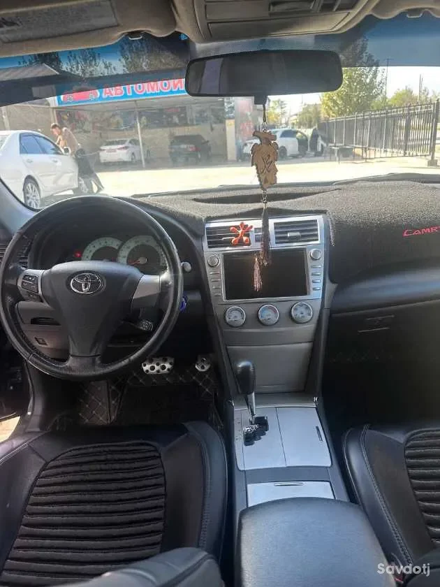 Toyota Camry 2010