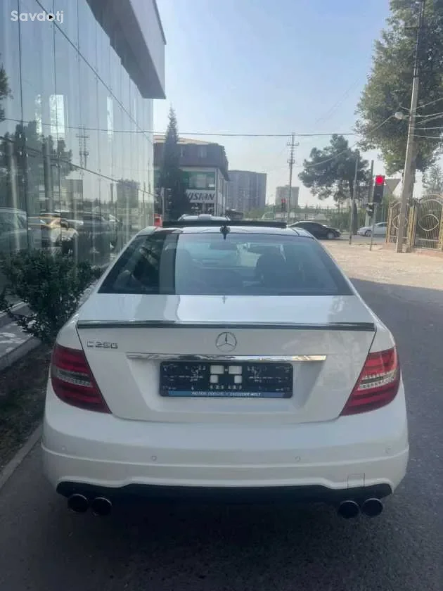 Mercedes-benz C class 2012