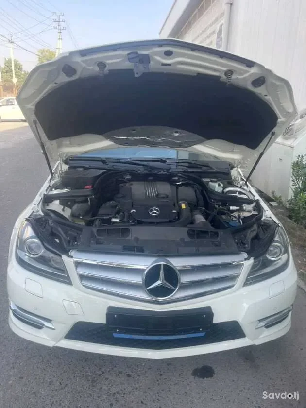 Mercedes-benz C class 2012