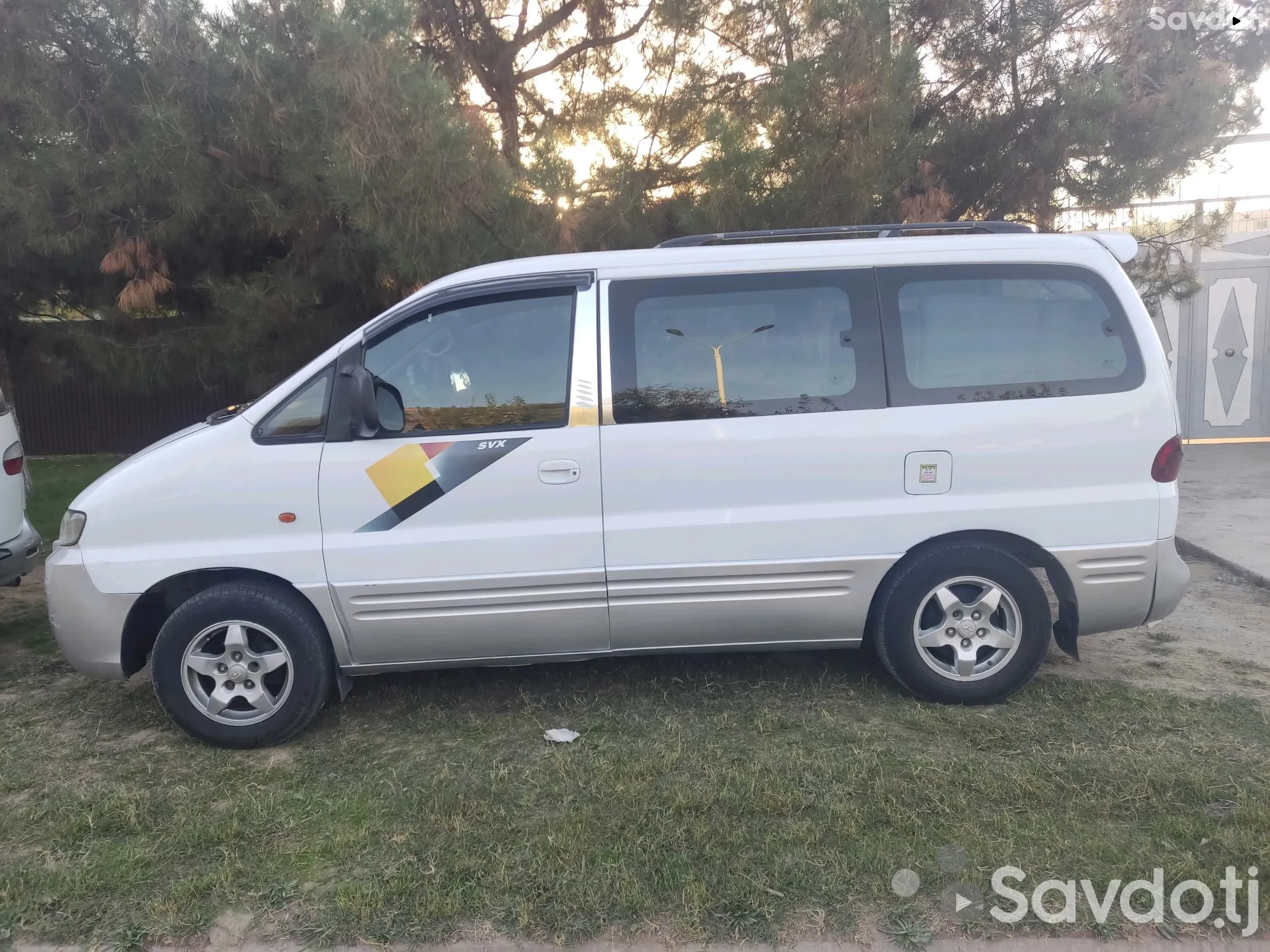 Hyundai Starex 2000