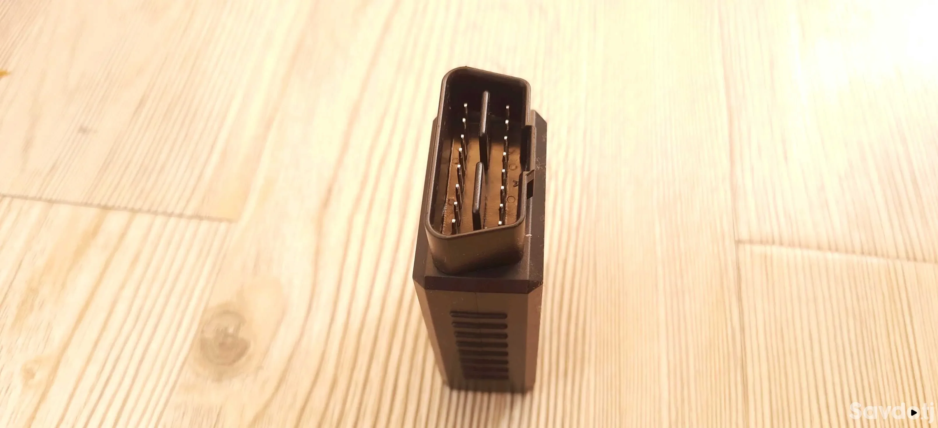 Адаптер для диагностики автомобилей OBD2 Elm 327 1