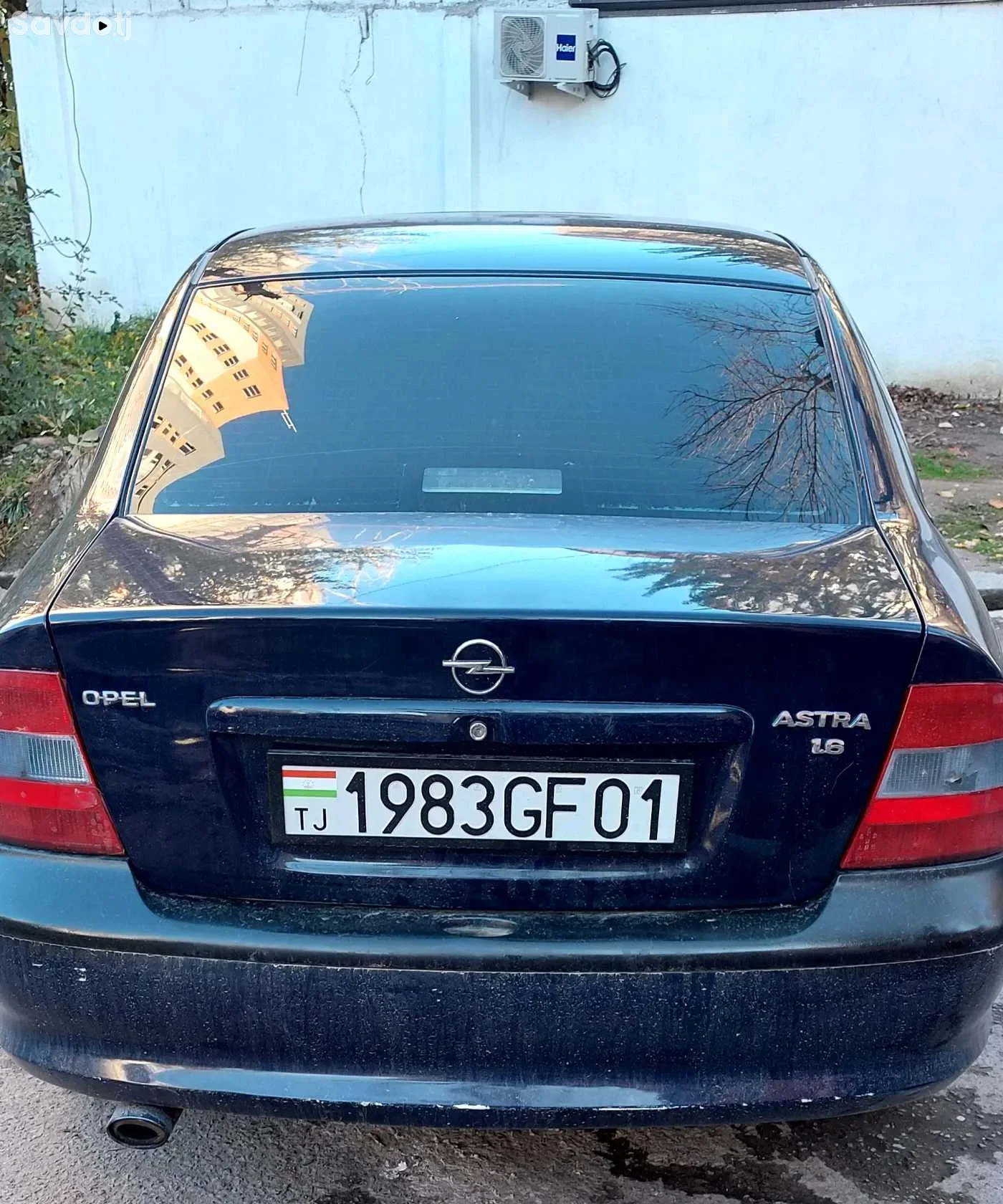 Opel Arena 1998