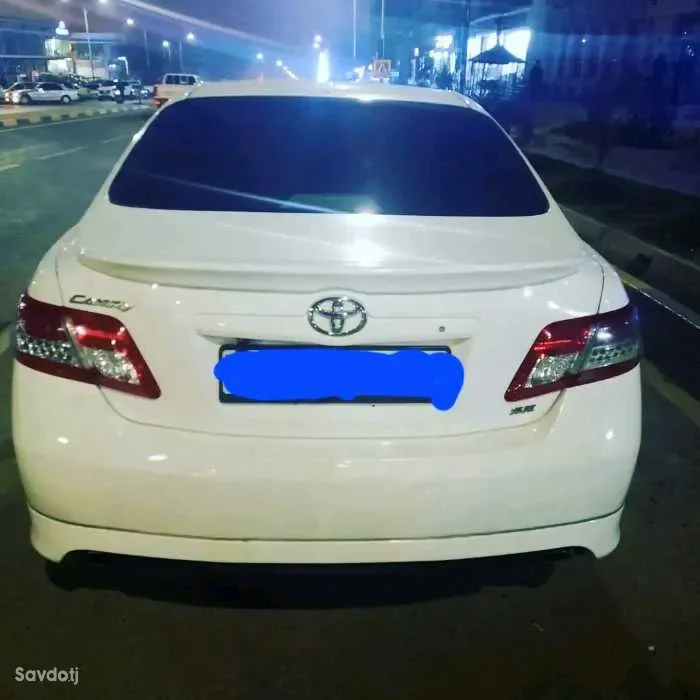 Toyota Camry 2011