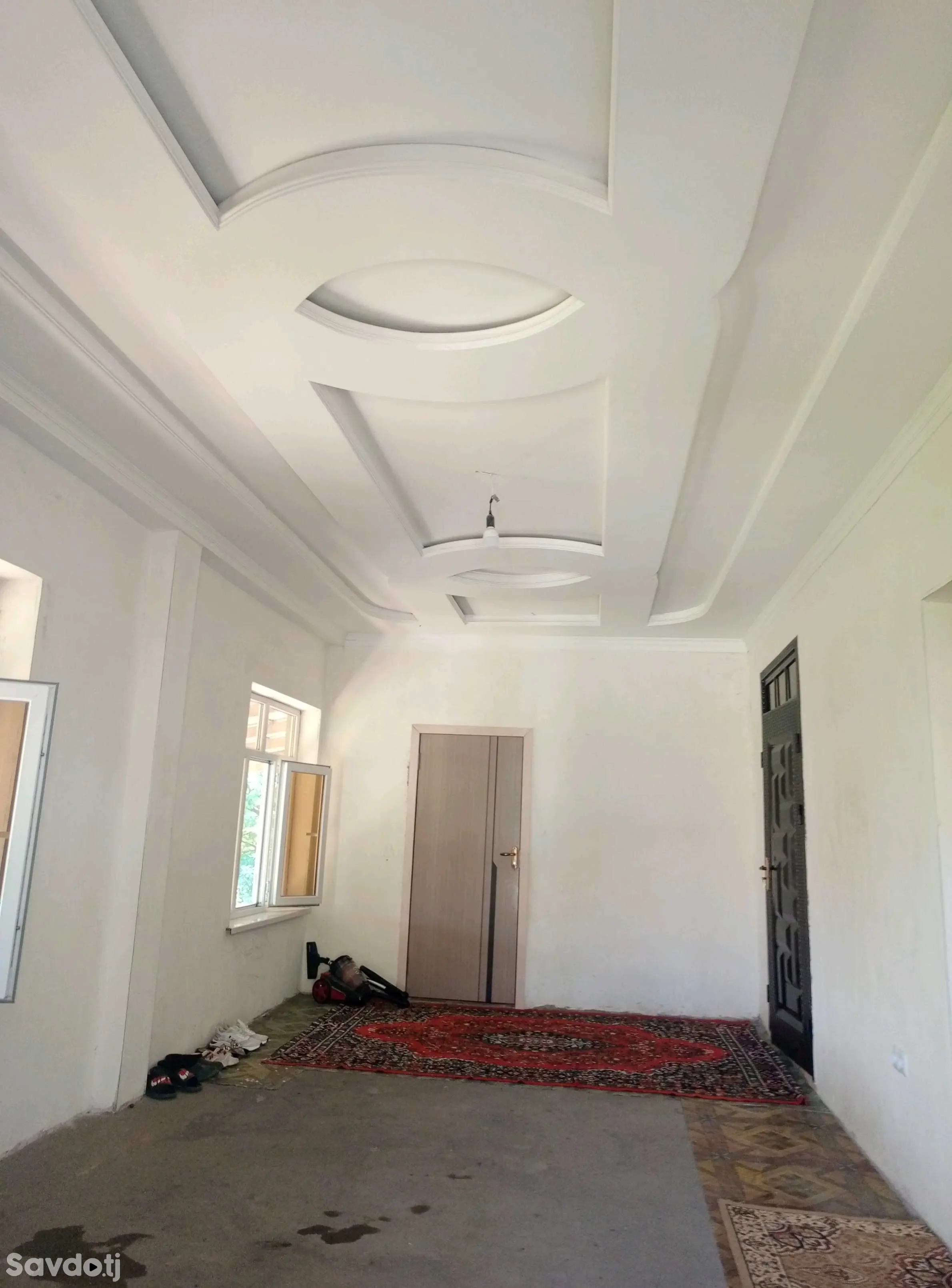 3 этажный, 15-комн. дом, 359 м², 25 соток, Чорбог