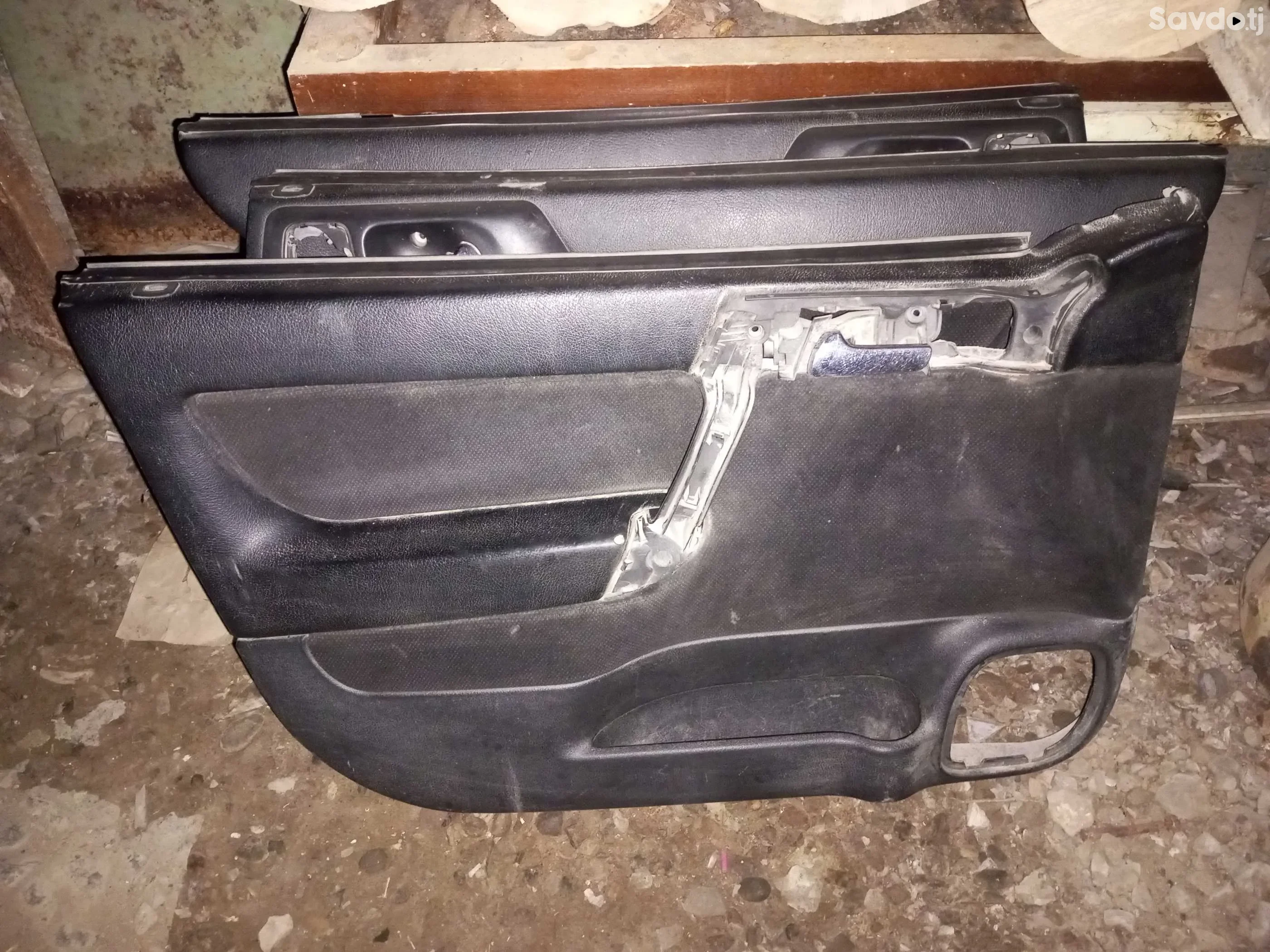 Обшивка дверь на Opel astra g
