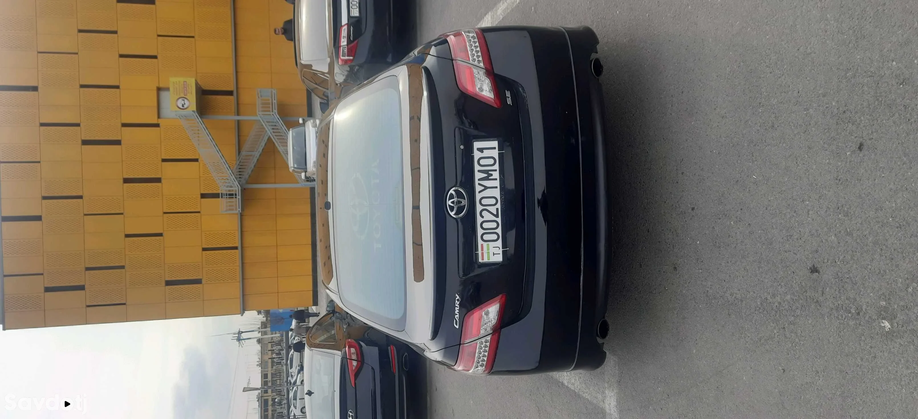 Toyota Camry 2011